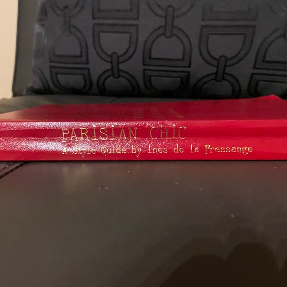 Book: Parisian Chic: A Style Guide - Picture 5 of 5